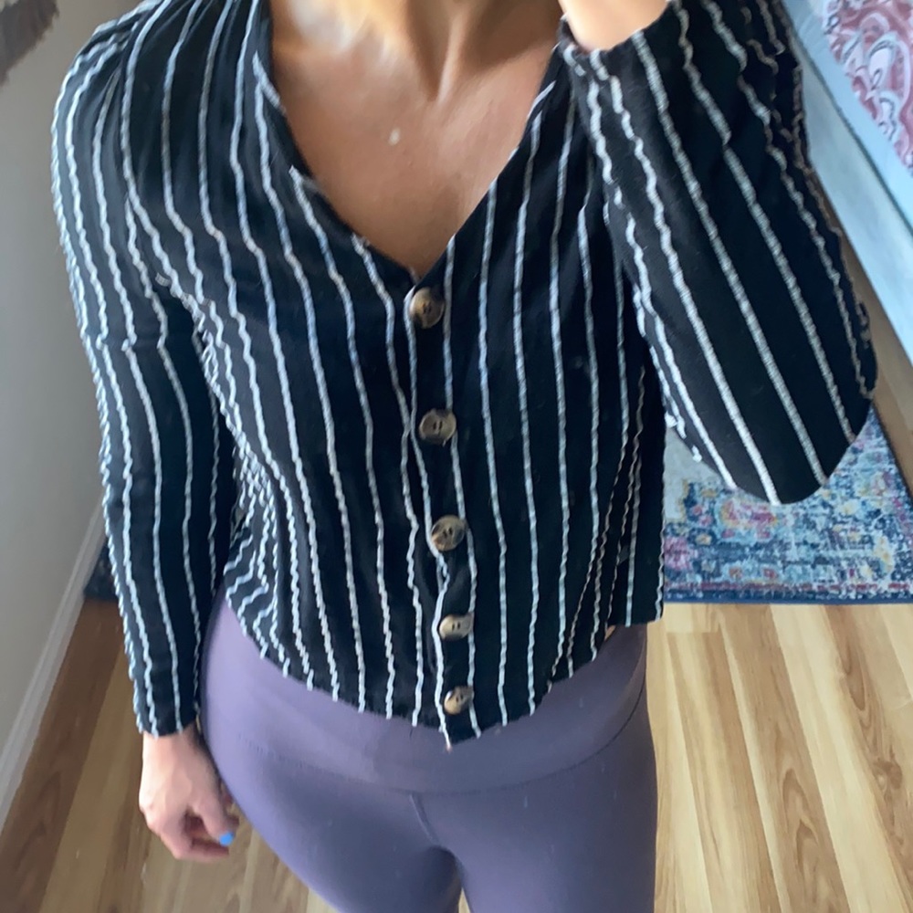 Long-sleeve striped button down Urban Romantics